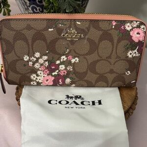 Coach Brown and Pink Floral Women's Accordion Zip Around Wallet NWT